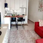 Апартаменты Tre Rums Laegenhet Naeral Havet