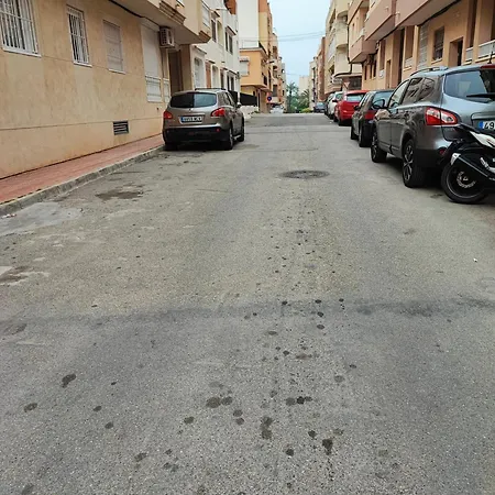 Tre Rums Laegenhet Naeral Havet * Torrevieja