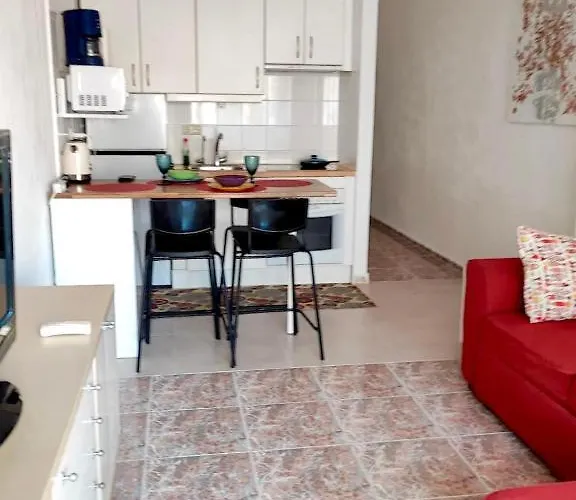 Apartamento Tre Rums Laegenhet Naeral Havet